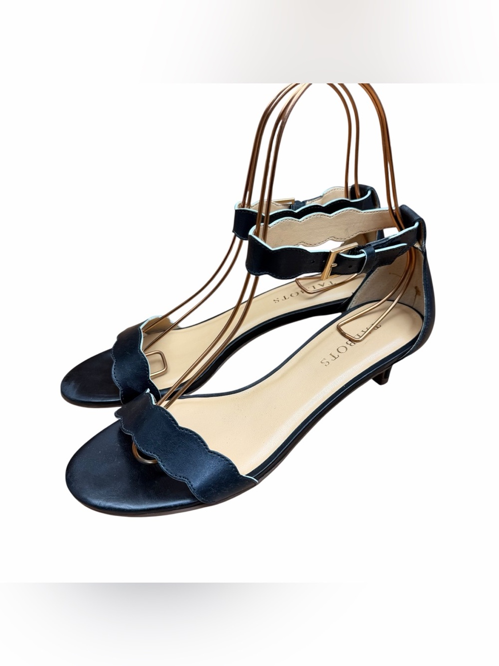 Talbots Women's size 7.5 Black Scalloped Ankle-Strap Kitten Heel Sandals